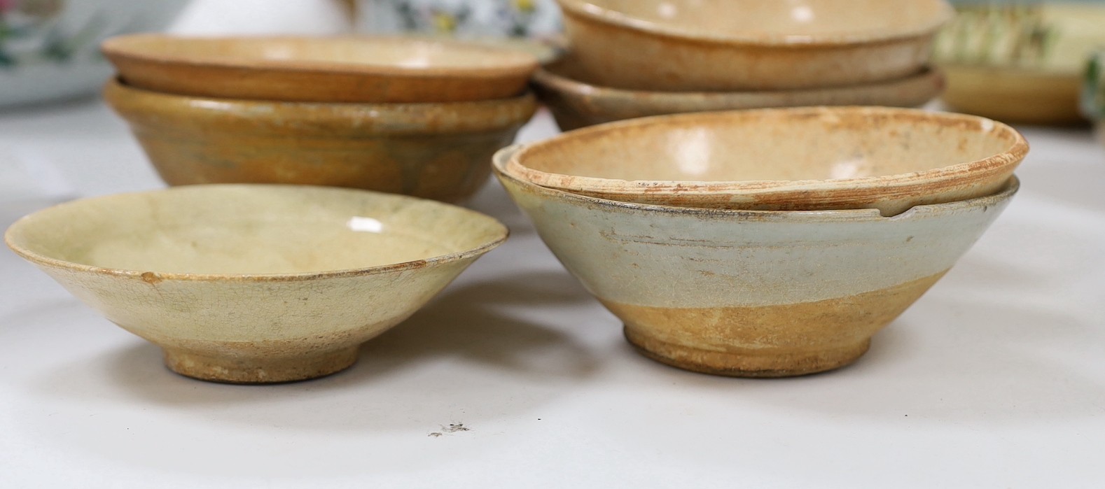 Ten glazed pottery bowls, approx. 14.5cm diameter